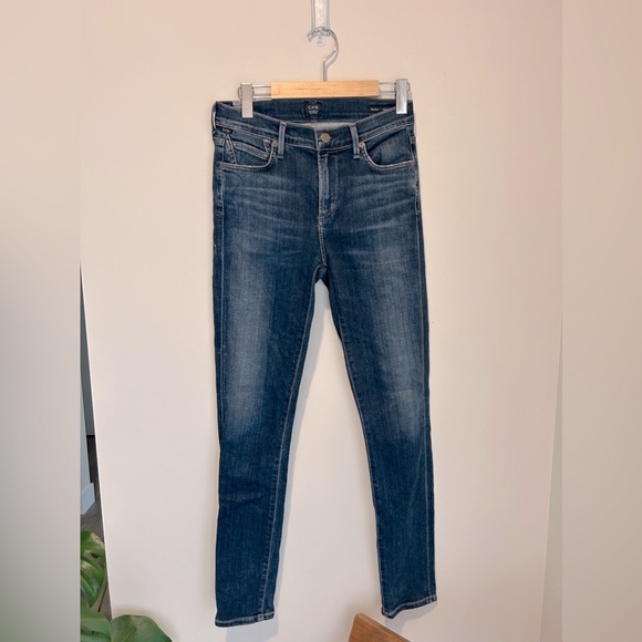 Aritzia ~ CITIZENS OF HUMANITY ROCKET high rise Skinny ~ Sz 26 - Picture 2 of 6